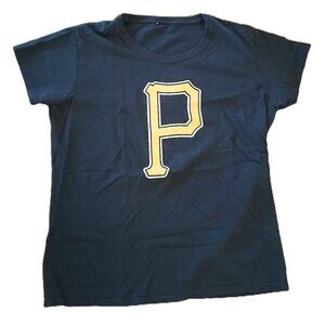 Pittsburgh Pirates T-Shirt by VF Imagewear – Medium